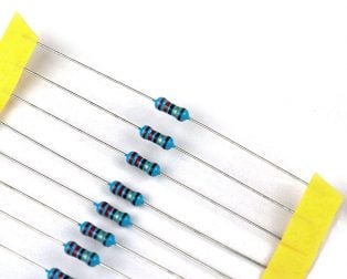 22 Ohm 0.25W Metal Film Resistor (Pack of 100)